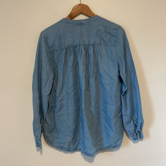 H&M Women’s Denim Blouse - Picture 5 of 6